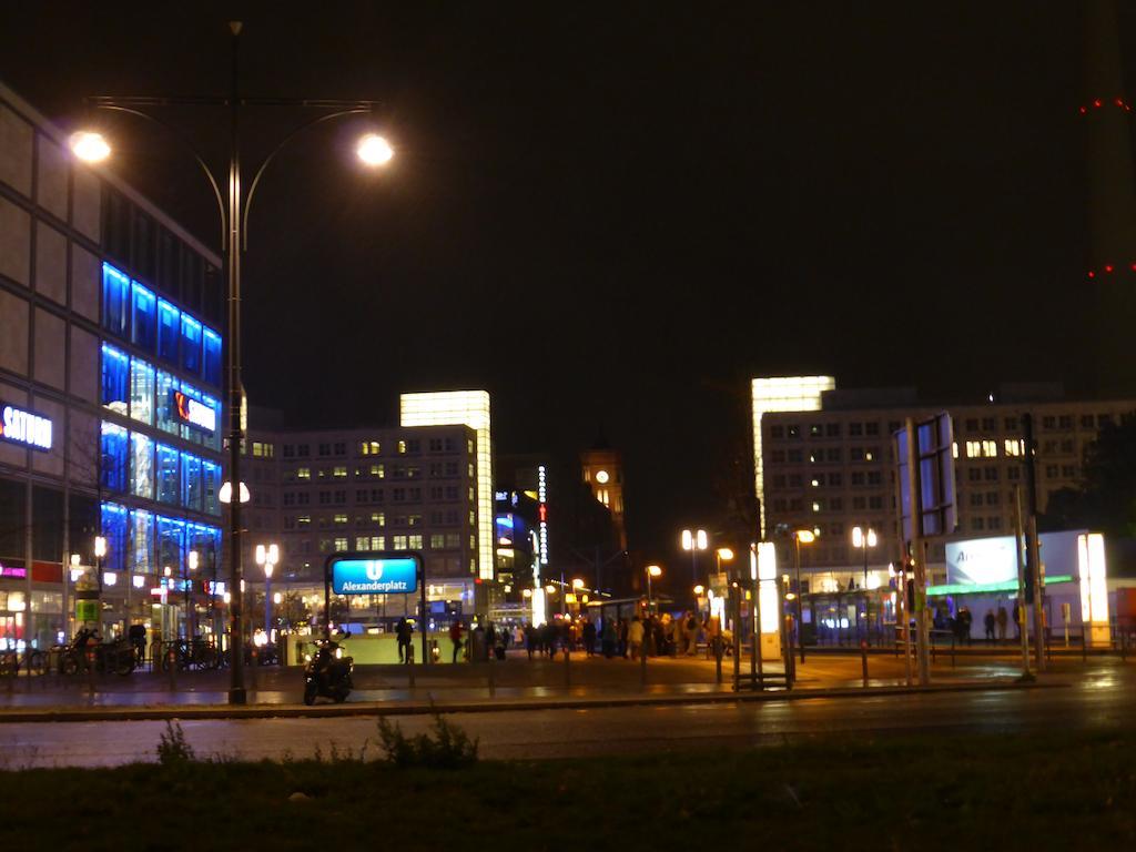 Apartments Dahlie & Nelke Берлін Екстер'єр фото